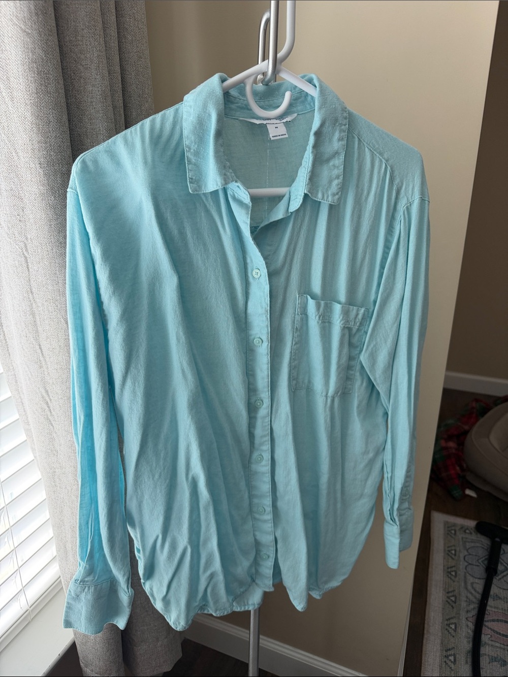 Old Navy “The Boyfriend Shirt” Light Blue women’s Button-Down Shirt